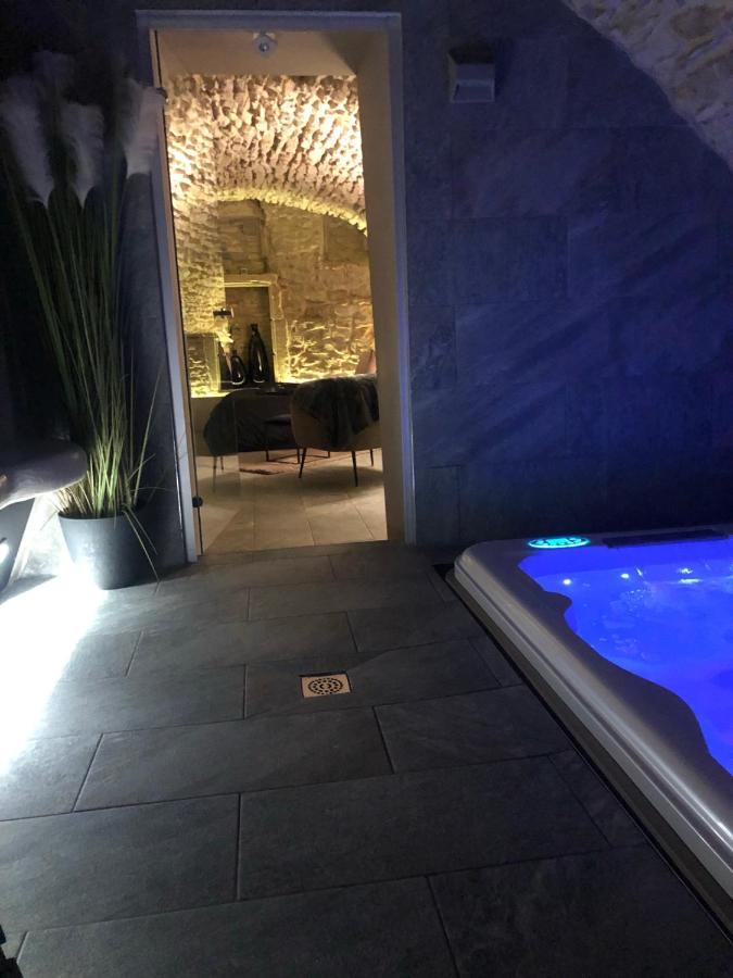Jaccuzi & Spa Des Caves Stanislas Nancy Dış mekan fotoğraf